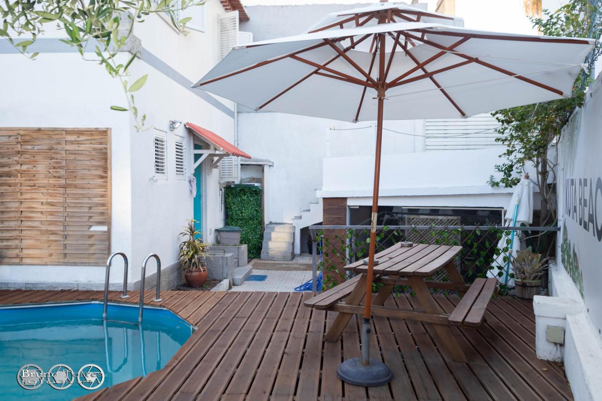 The Shed Surf Lodge Costa da Caparica Exterior foto